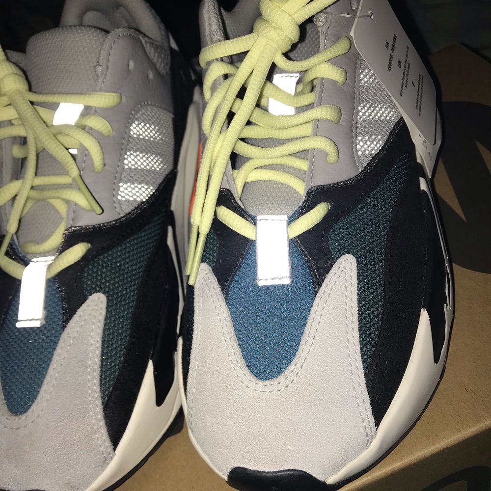 Yeezy 700 wave runners